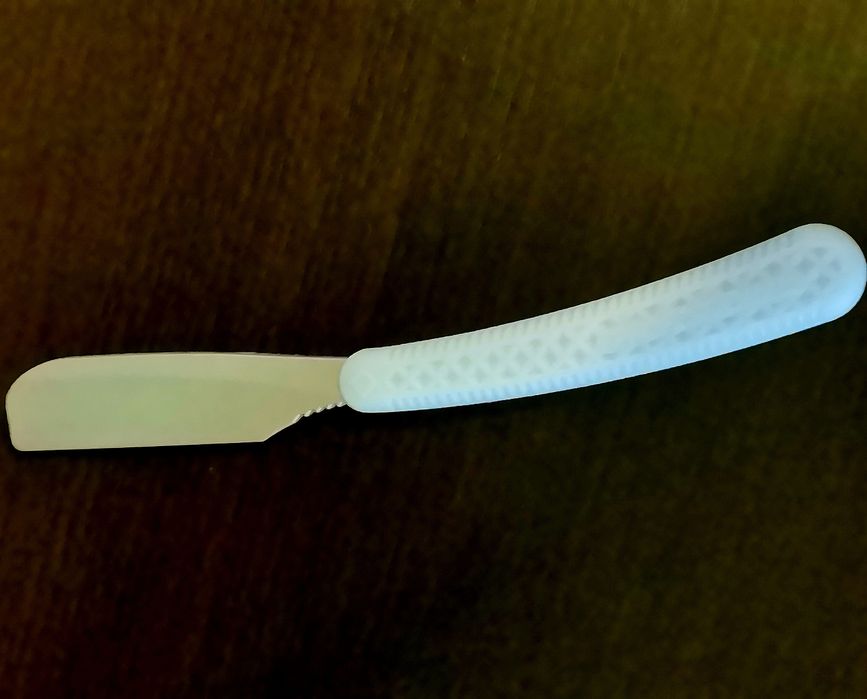 Feather Artist Club SR,stil Kamisori