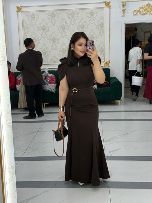 Вечернее платье