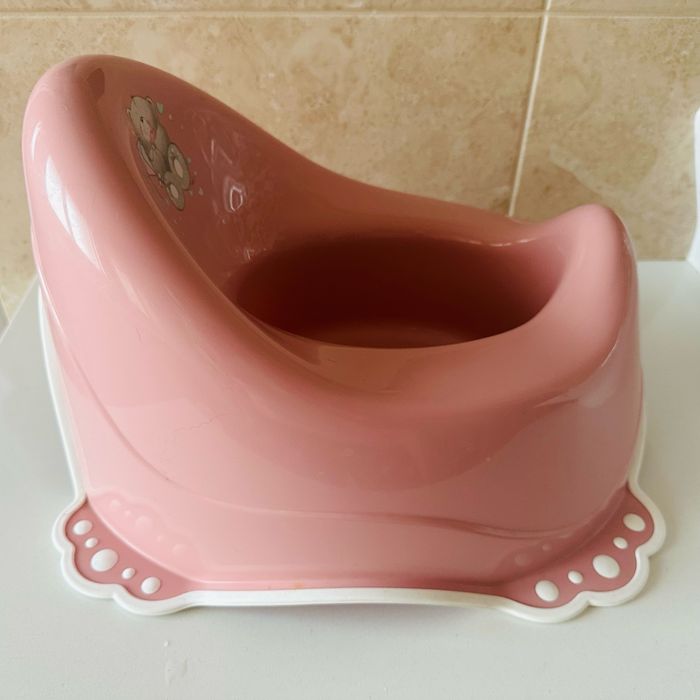 Бебешко гърне за момиченце