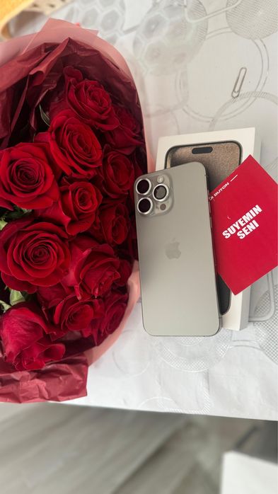 Iphone 15 pro max 216гб с коробкой