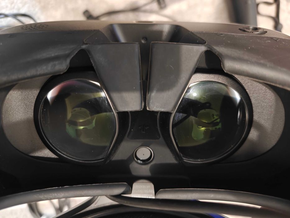 PSVR (CUH-ZVR2) + 2 cotrollere