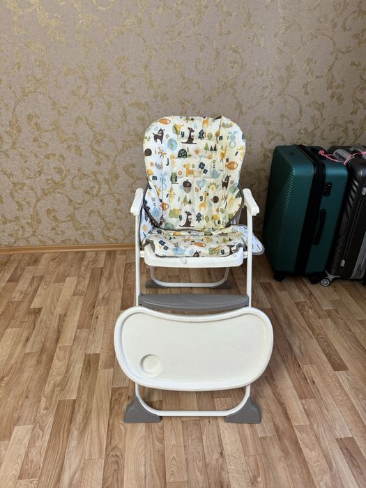 Стульчик для кормления joie
