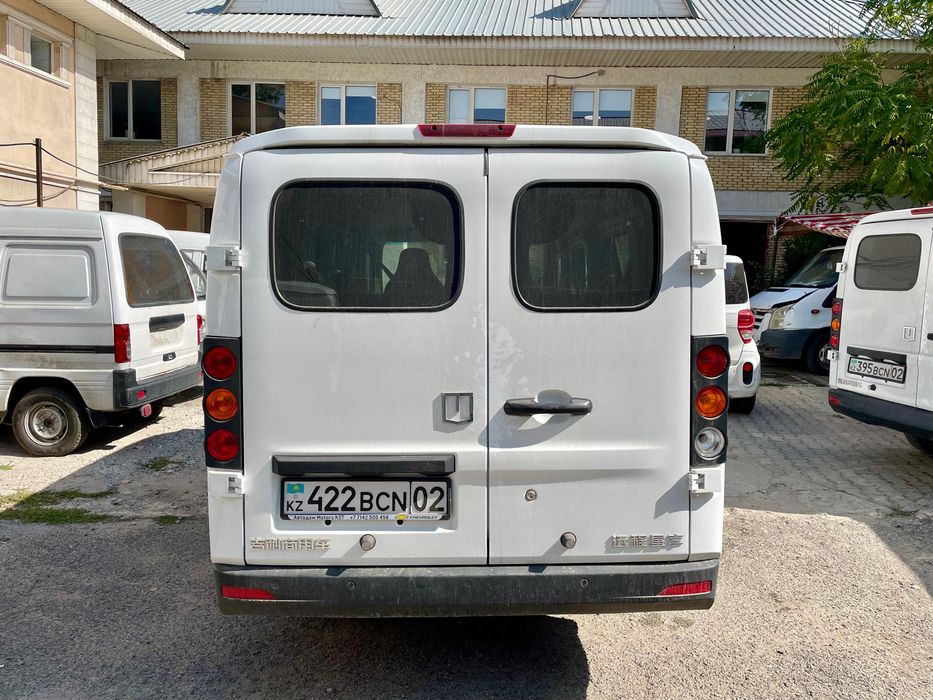 Gelly электро мобиль форизонт