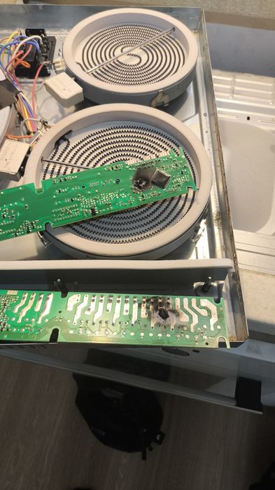 Ремонт варочной поверхности.