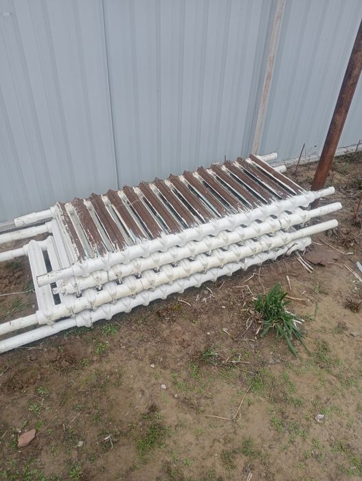 Продам бу радиатор отопления чугунный