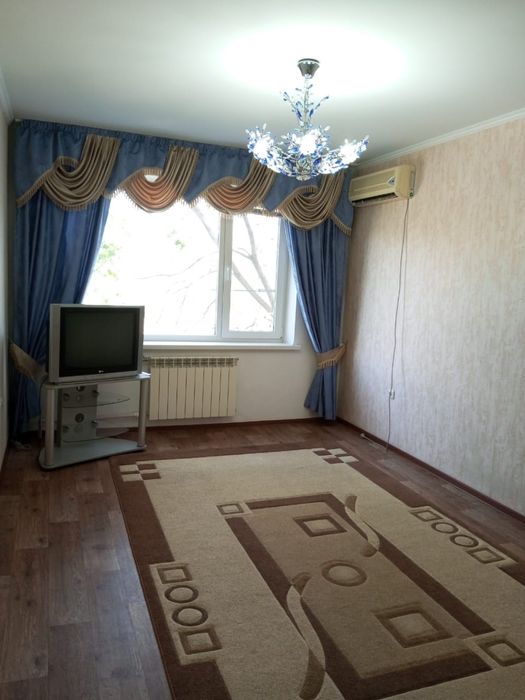 Сдам 2к.кв в 8мкр