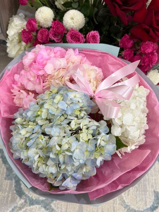 Продам букет гортензий