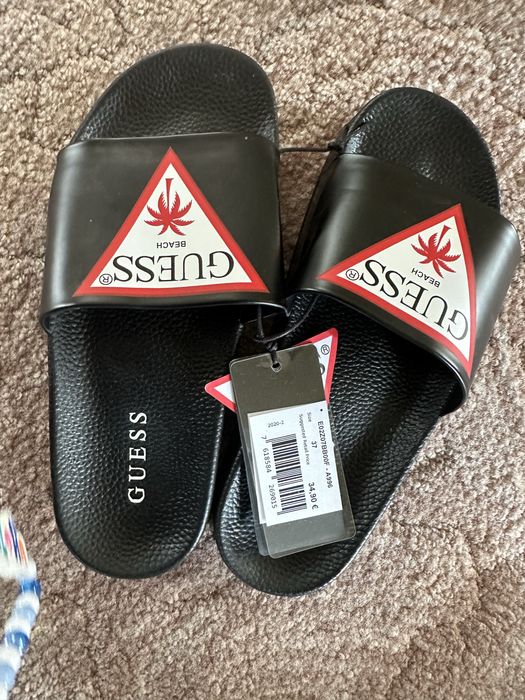 Дамски джапанки Guess
