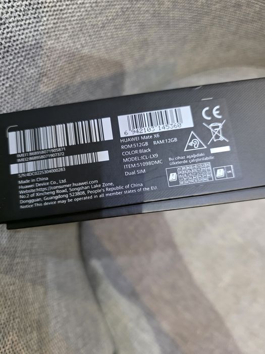 Huawei  mate  X6