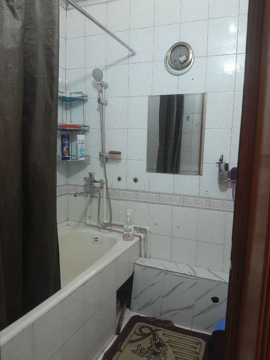 3honali kvartira sotiladi