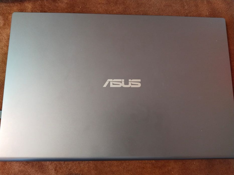 Продаю ноутбук ASUS