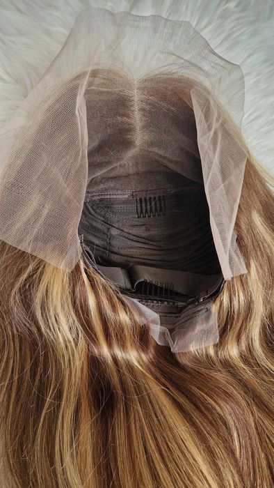 Естествена перука  70–75 см – Lace Front 13x6, кафява с руси кичури