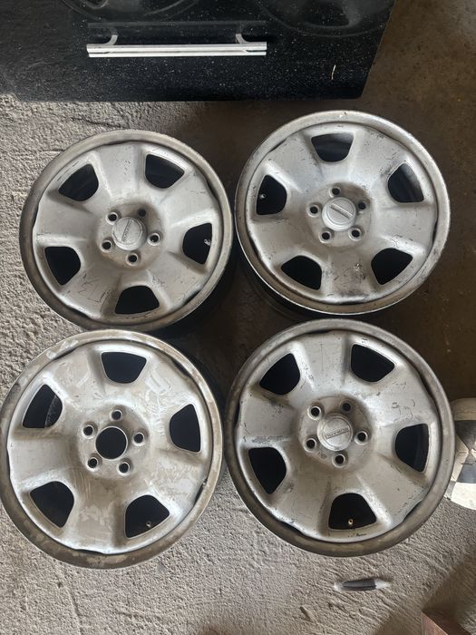Продам диски Subaru R16