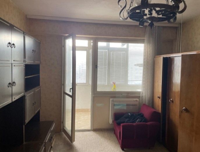 Продава се Двустаен апартамент в София, Люлин 6 - 65 кв.м за 2108 €/кв.м - Снимка #4