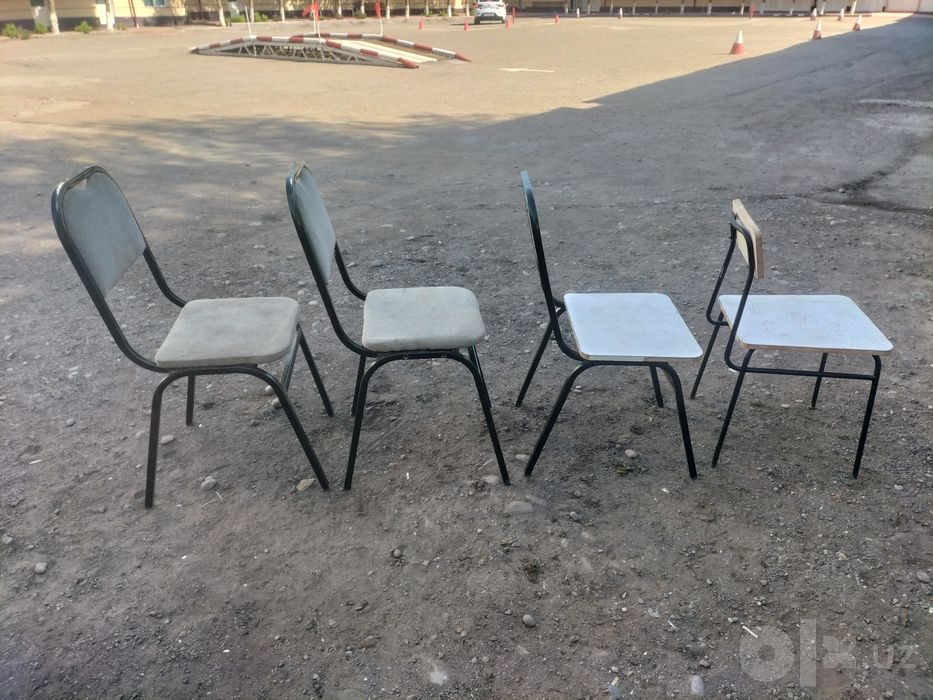 Продается стулья .
