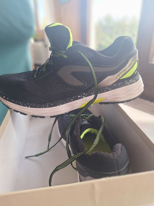 Pantofi sport alergare Dechatlon marimea 41