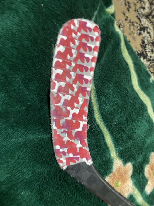 Продам клюшку с коньками