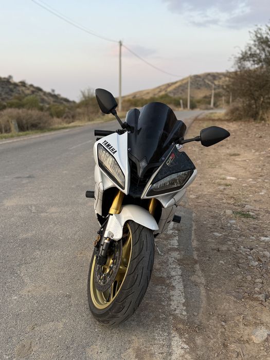 Мотоцикл Yamaha r6