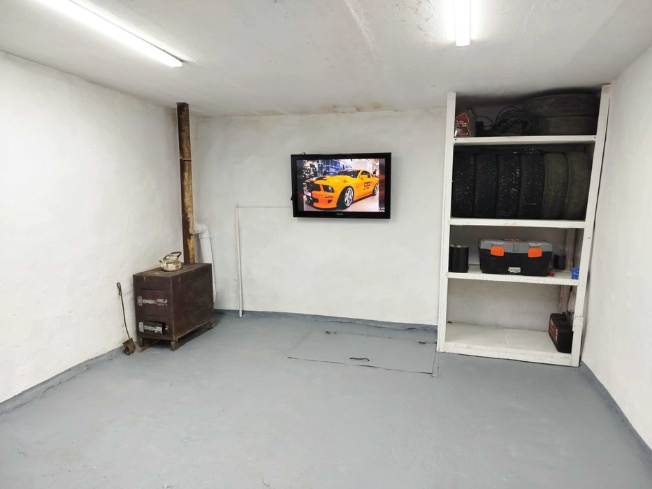 Продам гараж 27 кв