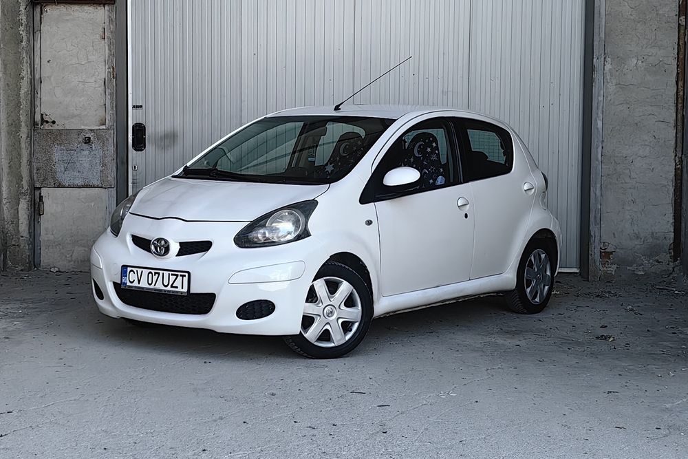 TOYOTA Aygo