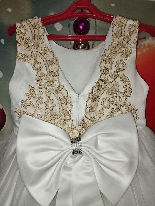 Продам нарядное платье