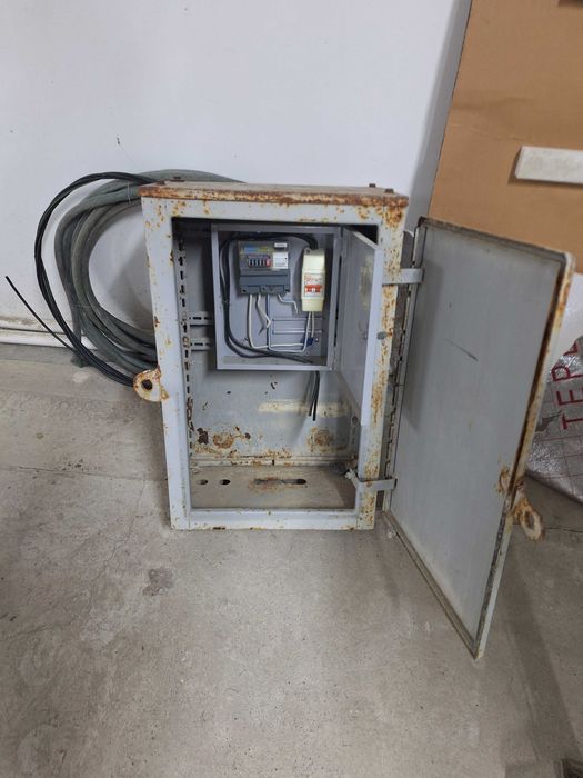 Ящик для счетчика в комплекте