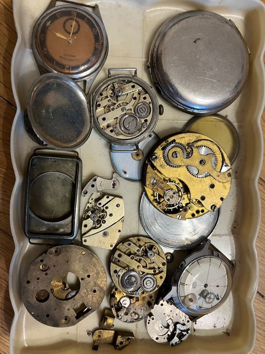Стари интересни механични часовници