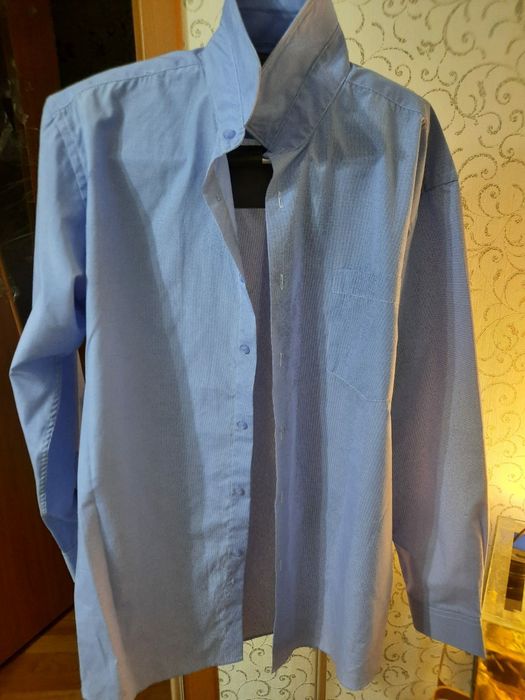 Продаю мужские вещи.