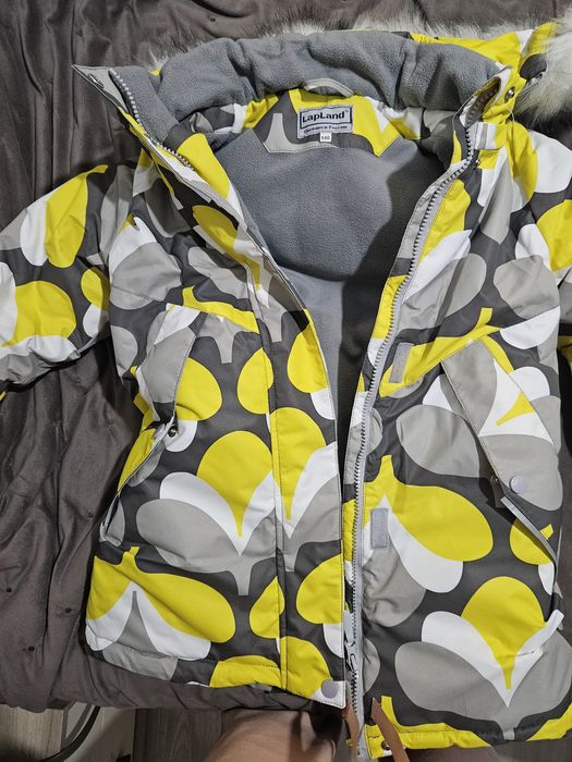 Продам зимний костюм на девочку