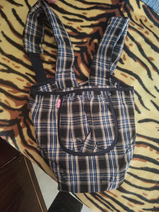 Продам кенгуру срочно