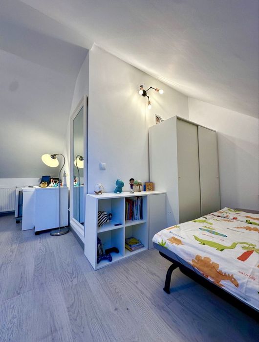 Schimb apartament premium cu casă (ofer și diferență, dacă este cazul)