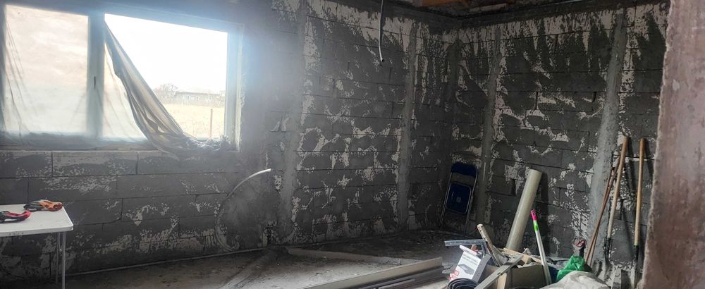 Casa de 80mp cu teren de 2000mp