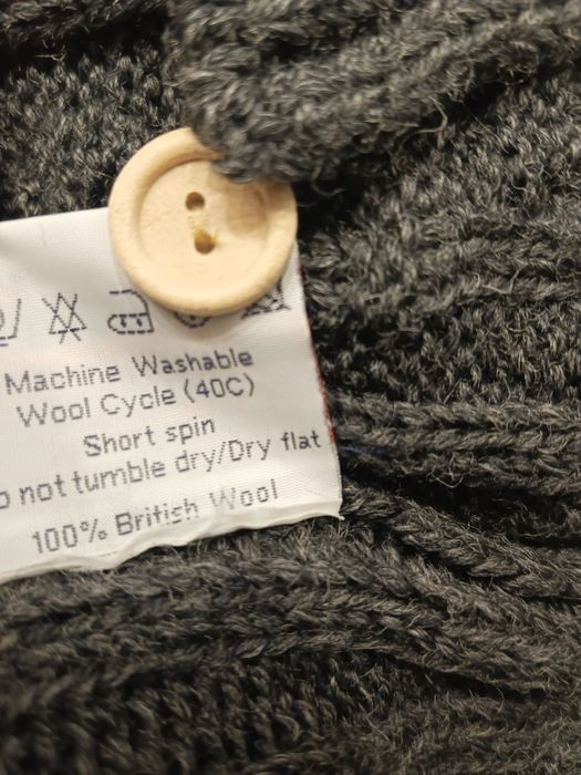 Новый кардиган 100% шерсть Англия