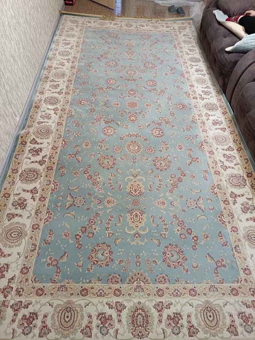 Продам ковер 2×4, г. Усть-Каменогорск