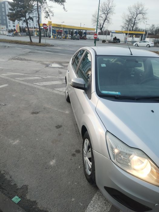 Vând ford focus 1.6 benzina 2008