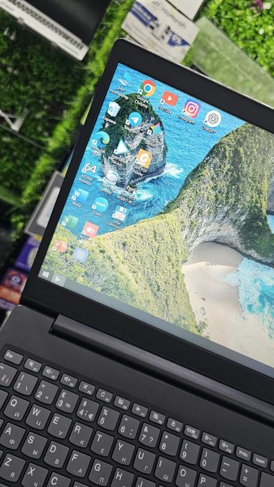 30-kun ishlagan Tinniq ideal notebook lekin puli arzon noutbuk kk mi?