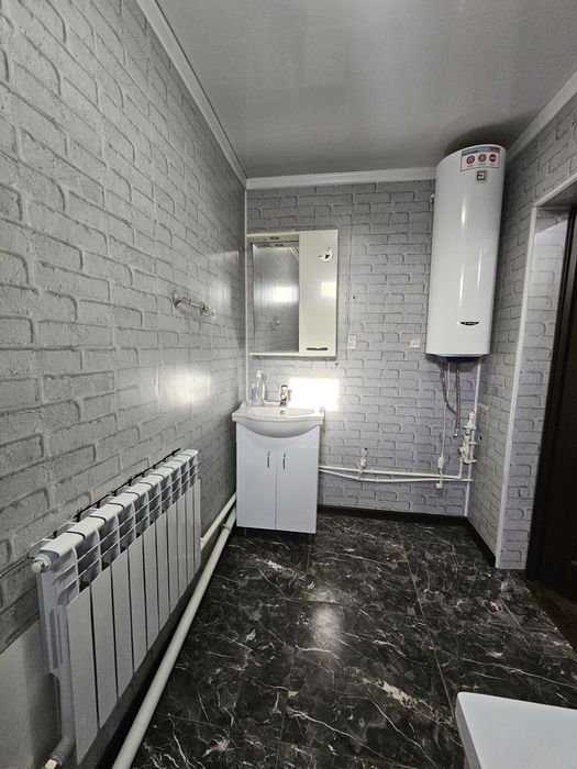 Дом с участком в спокойном районе