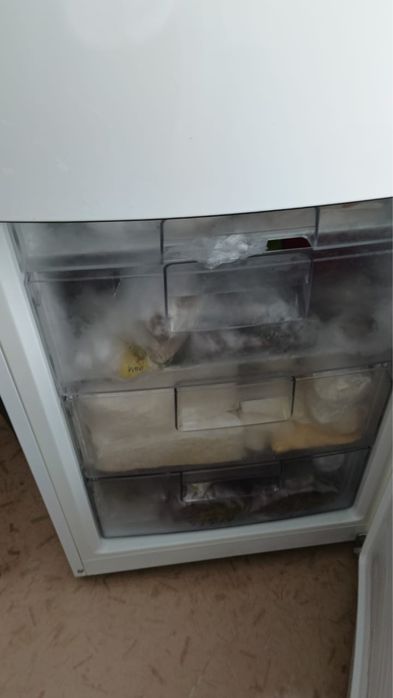 Продам холодильник