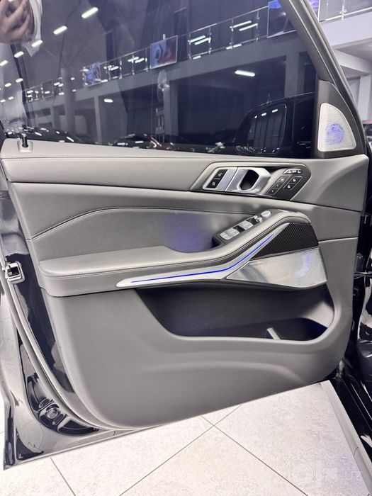 Продается BMW X7 M60i