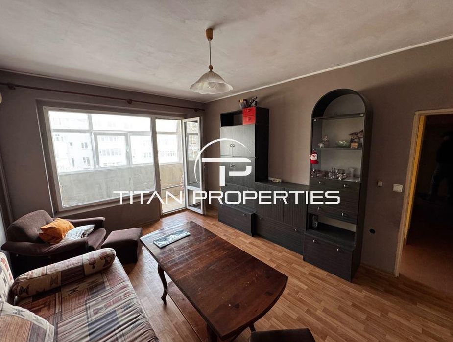 Дава се под наем Двустаен апартамент в Варна, Колхозен пазар - 60 кв.м за 375 € - Снимка #1