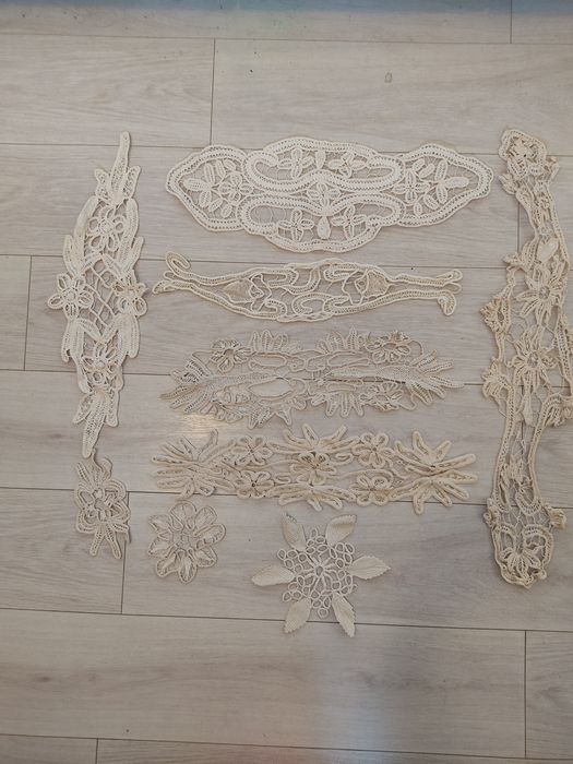 Față de masă și mileuri macrame
