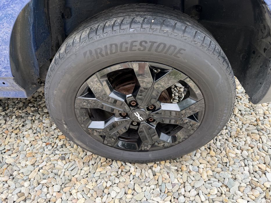 Vand 4 roti-jante aliaj Dacia Duster 2021/2024 215/60/R17