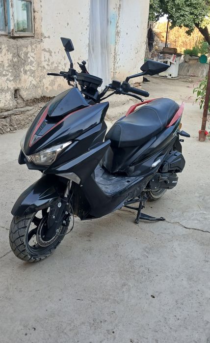 Moto sotiladi 6 mln sum xoladi edial