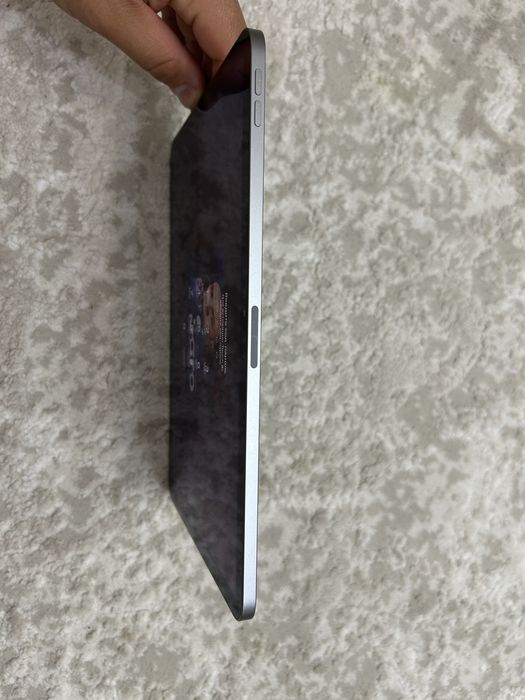 Продам новый Ipad Air 11