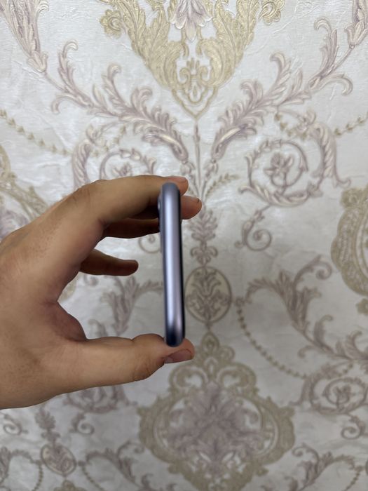 Продам Айфон 11/256G