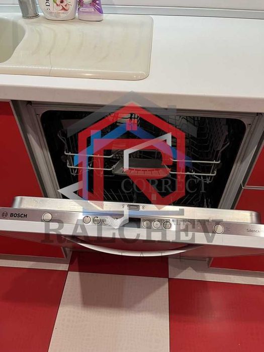 Тристаен апартамент под наем / Гръцка махала