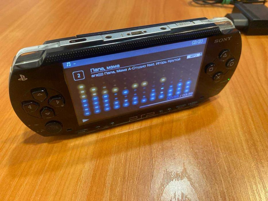 Sony PSP 1000 64gb flash с играми.