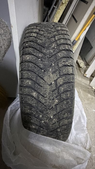 Продам зимние шины