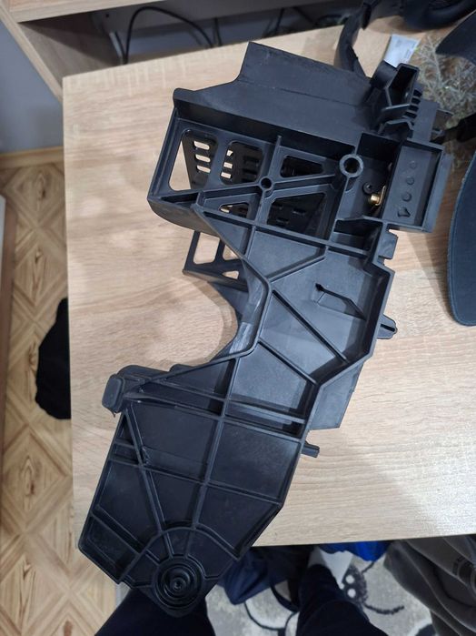 Единичен дин за audi