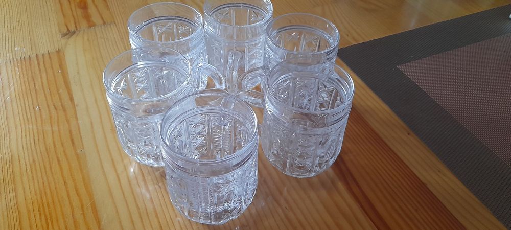 Продам Хрустальные стаканчики